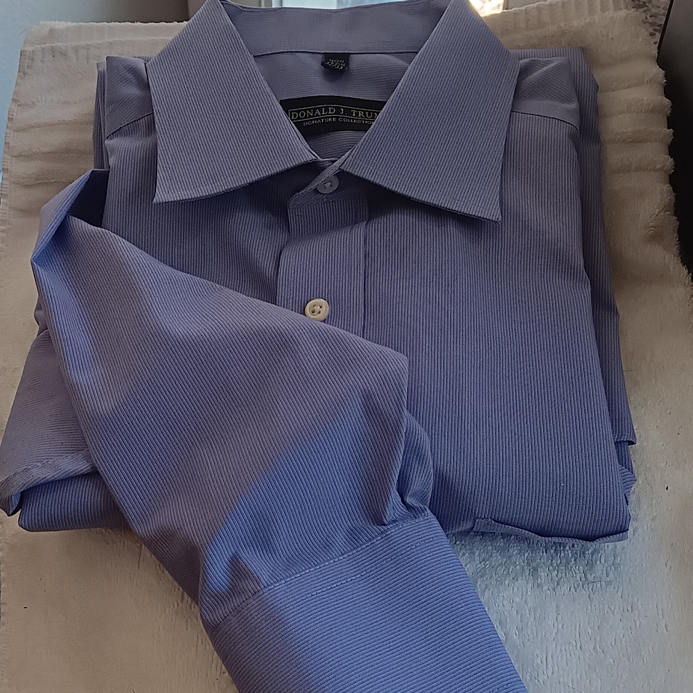 Donald J. Trump Signature Collection Men's Lavender Button Up Shirt Sz 16 (32/33